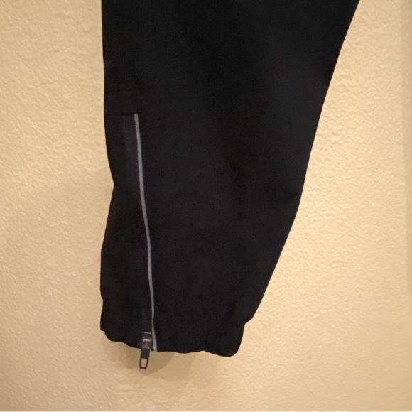 LULULEMON Men Black Jogger Athletic Pants Size L/XL - Picture 5 of 8